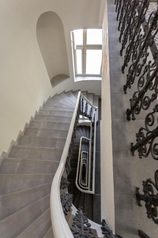 Elegant Studios near Wenceslas Square by Prague Days Exterior foto