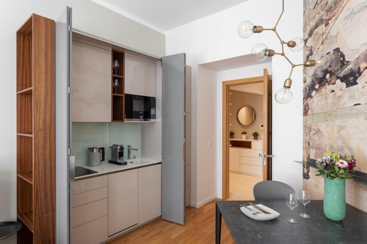 Elegant Studios near Wenceslas Square by Prague Days Exterior foto