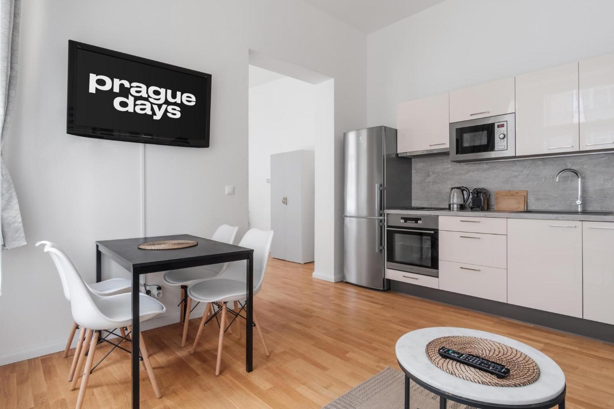 Elegant Studios near Wenceslas Square by Prague Days Exterior foto